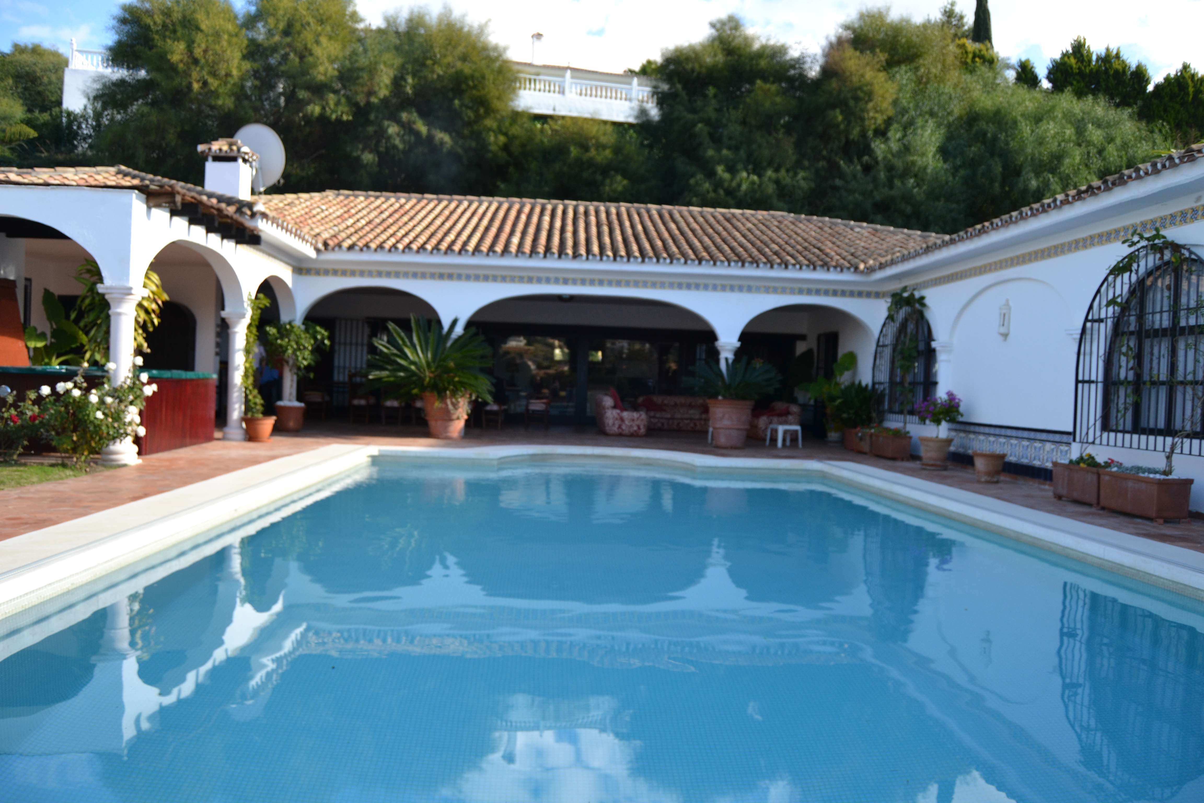 “Casa Michael” – Villa in El Paraiso, Marbella – Costa Del Sol